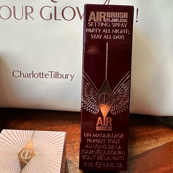 Charlotte Tilbury Get Your Glow On Brown White Rose Gold Makeup Bag & Samples - Picture 6 of 8